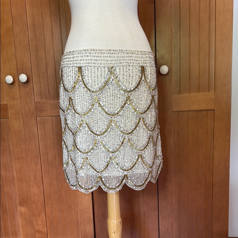 Elegant Arden B. Gold and Silver Beaded Skirt. Medium